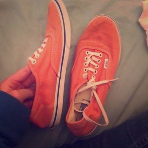 women’s van shoes